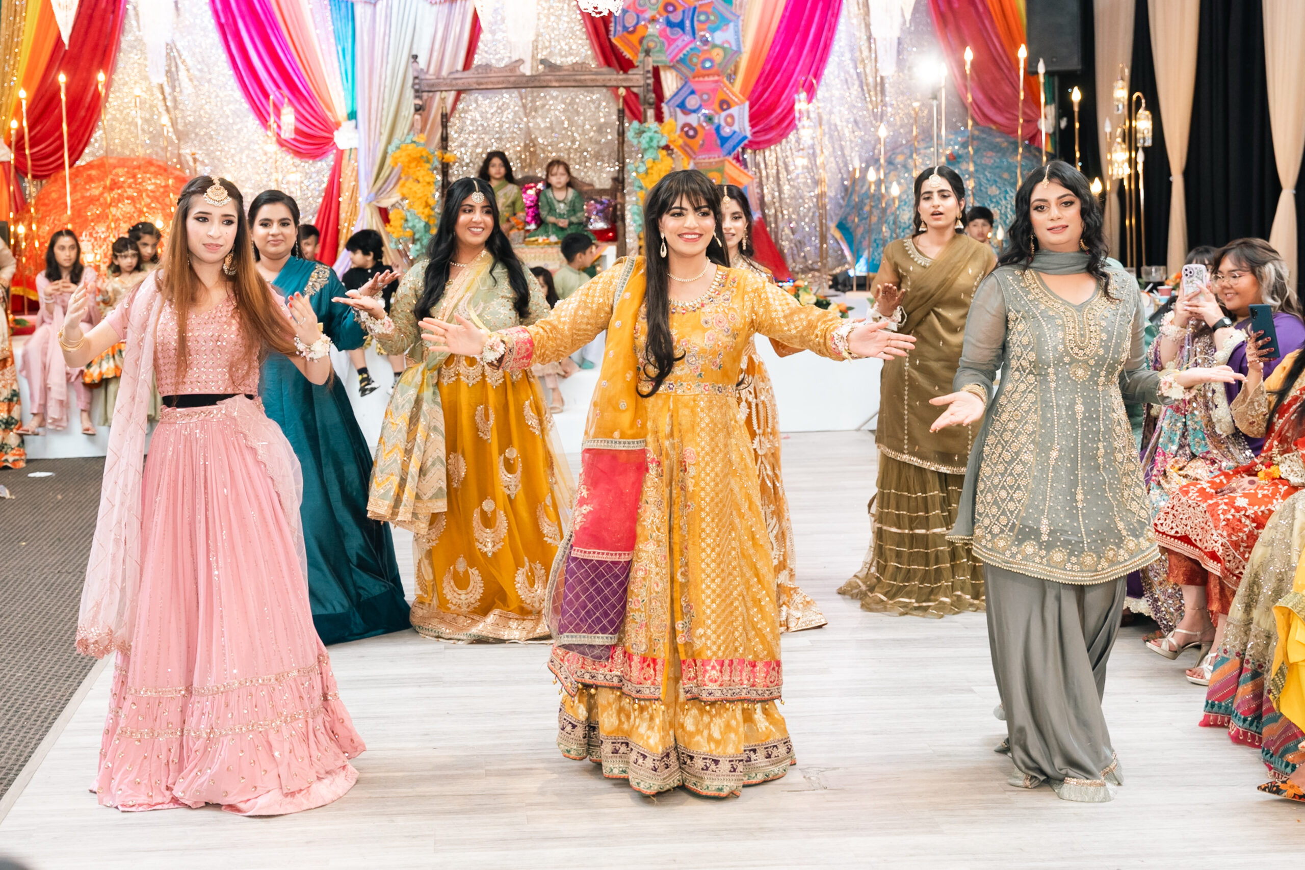 Hamza-Namoos-Women-Dance-Performance-Mehndi-Night-Toronto